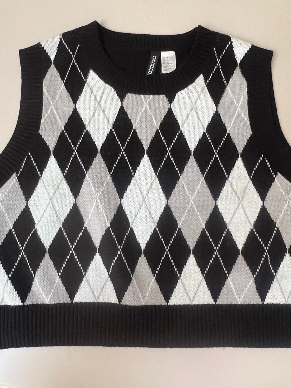 H&M Black Knit Sweater Vest